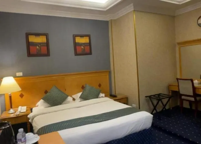 فندق المروج كريم AlMorooj Kareem Hotel